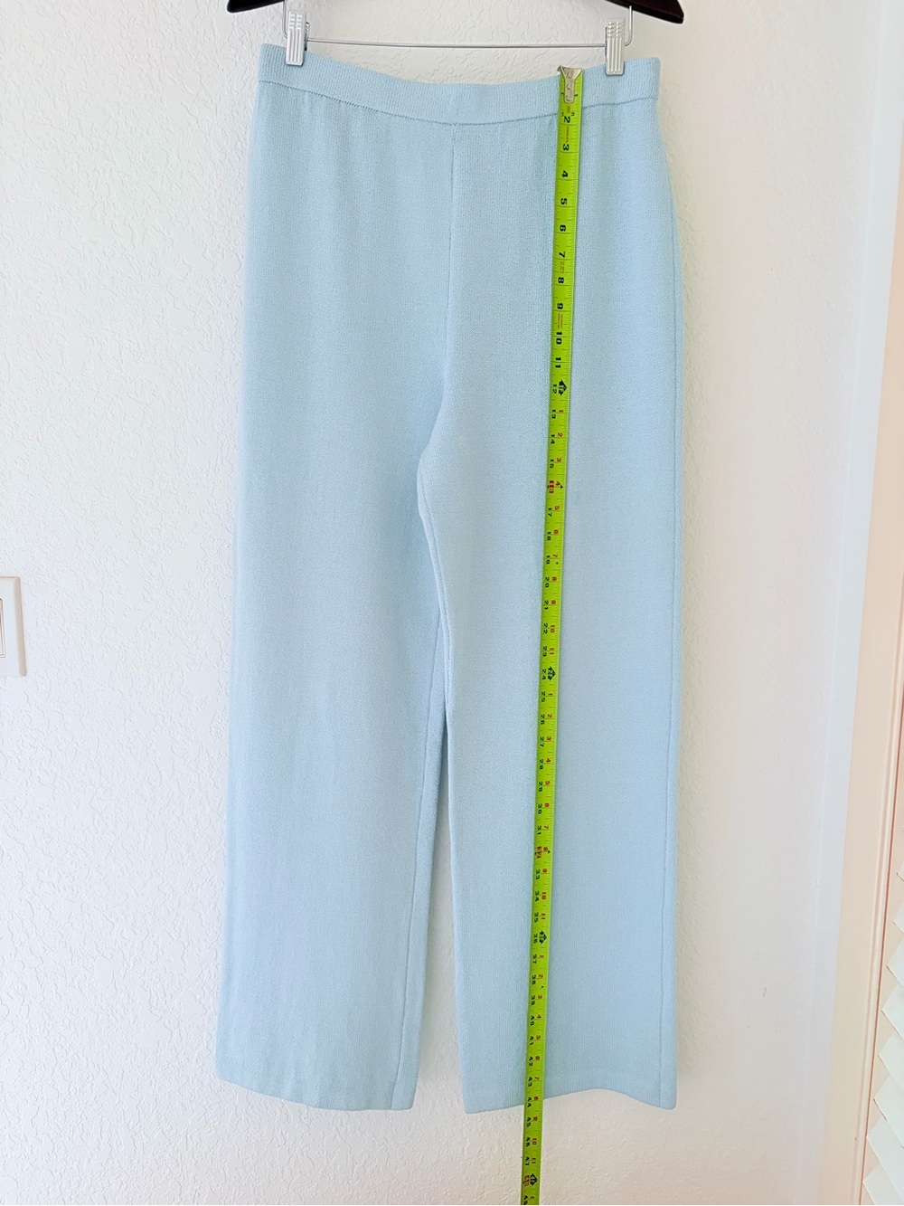 St. John Evening Pastel Blue 3 Piece Pantsuit Size 14, Classic, Quiet Luxury - Picture 9 of 16